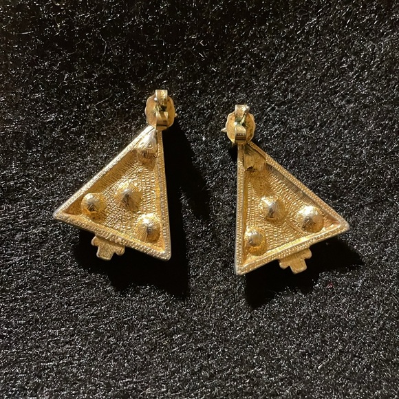 Vintage Avon Christmas Tree Earrings - Picture 3 of 3